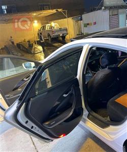 هيونداي أزيرا